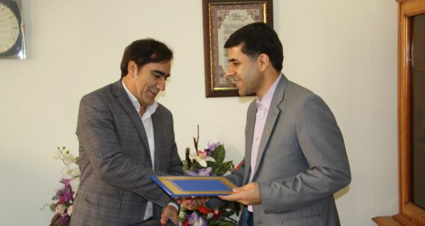 دیدار رییس دانشگاه علمی کاربردی واحد استان ایلام با مدیر کل اداره زندان ها و اقدامات تامینی وتربیتی استان ایلام