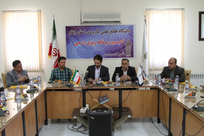 دانشگاه جامع علمی کاربردی هوشمندانه آموزش های مهارتی را در کشور نهادینه کرده است